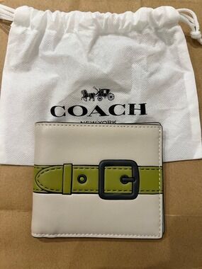 Coach Double Billfold Wallet With Trompe L'oeil Lime Belt Design C9023 NWOT